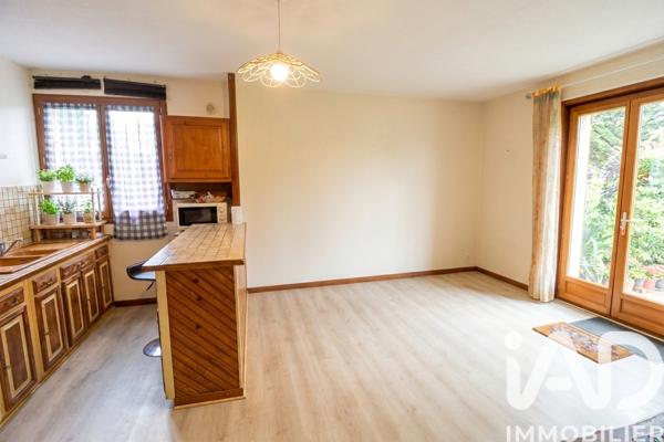 Maison à vendre 8 pièces 207,35 m² Cournon-d'Auvergne