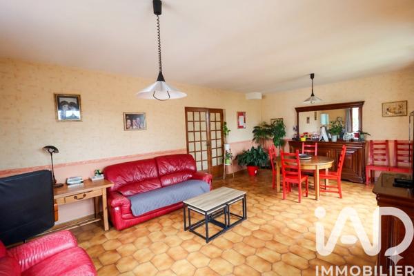 Maison à vendre 8 pièces 207,35 m² Cournon-d'Auvergne