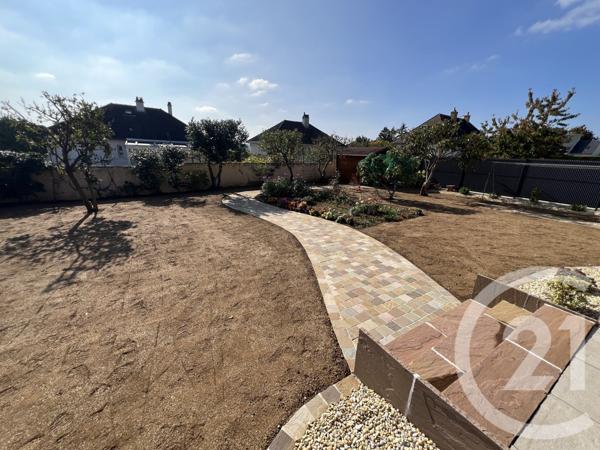 Maison à vendre  6 pièces - 133,68 m2 ST SATURNIN - 72