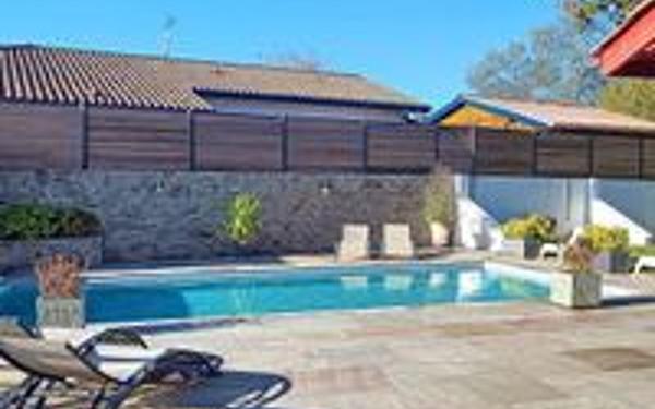 Maison à vendre    6 pièces • 246 m2 Saint-Pierre-d'Irube