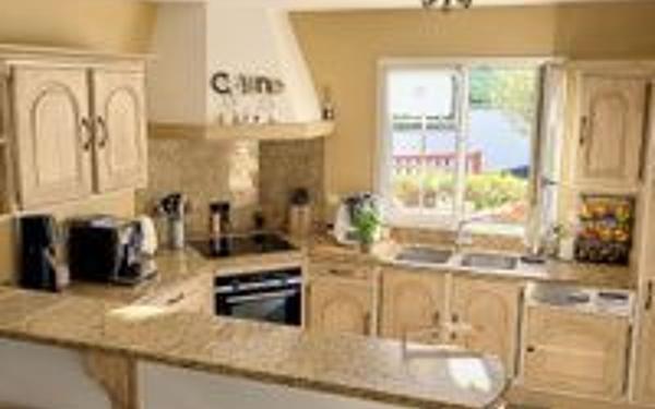 Maison à vendre    6 pièces • 246 m2 Saint-Pierre-d'Irube