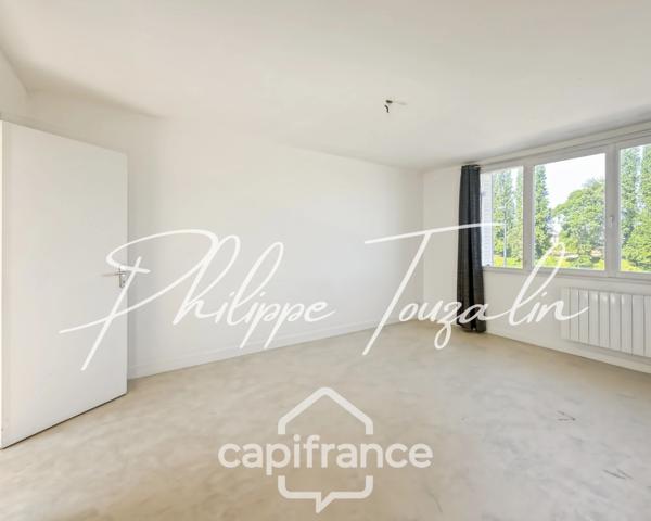 Dpt Vienne (86), à vendre CHÂTELLERAULT Maison P5 de 93 m² - Terrain de 167 m²