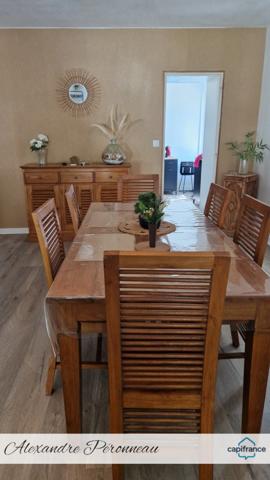 CHATELAILLON à vendre Maison 235 m² Gîte Chambres d'hôtes 12 piéces - Terrain de 1 200 m² - Vendu loué -