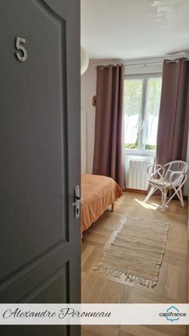 CHATELAILLON à vendre Maison 235 m² Gîte Chambres d'hôtes 12 piéces - Terrain de 1 200 m² - Vendu loué -