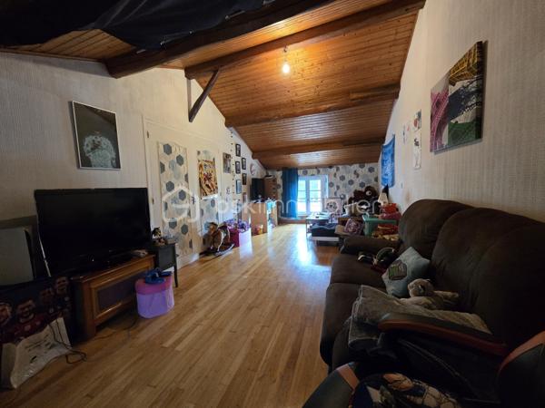 Maison ancienne de 234 m²