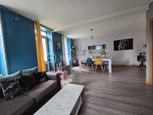 Maison ancienne de 234 m²