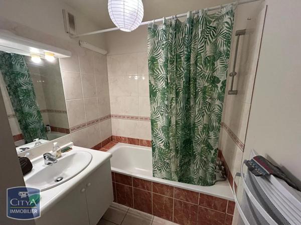 Appartement à louer 1 pièce 37.39m² Chamalières (63400)