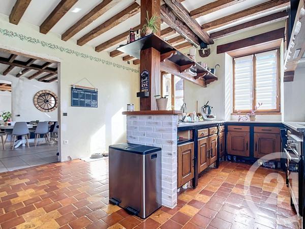 Maison à vendre  6 pièces - 189,81 m2 VINNEUF - 89
