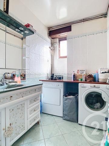 Maison à vendre  6 pièces - 189,81 m2 VINNEUF - 89