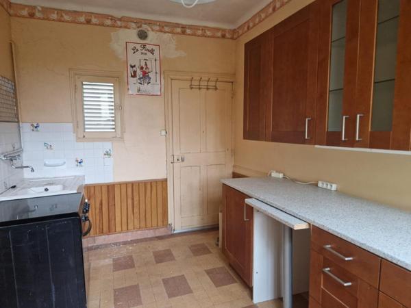 Belle longère avec 4000 M2de terrain, dépendances