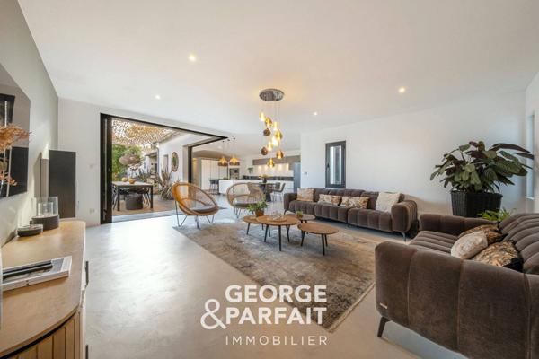 Maison récente proche océan Sainte Marie de Ré 8 pièces 210m²