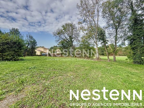 A vendre: Terrain a batir - SAINT AMOUR BELLEVUE 71570