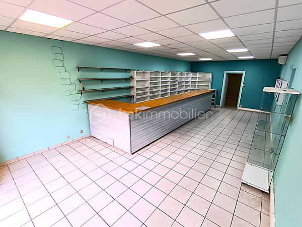 Local d activites de 71 m²