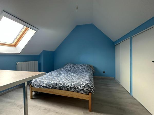 Maison 137 m², 4 pièces, 3 chambres, 3 garages, piscine