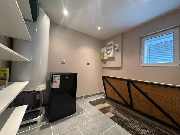 Maison 137 m², 4 pièces, 3 chambres, 3 garages, piscine