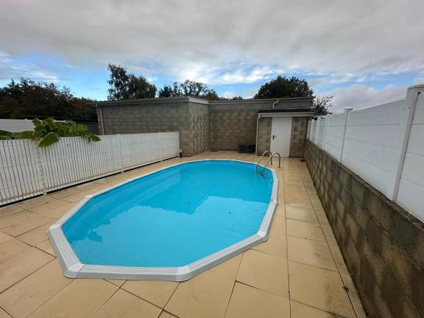 Maison 137 m², 4 pièces, 3 chambres, 3 garages, piscine