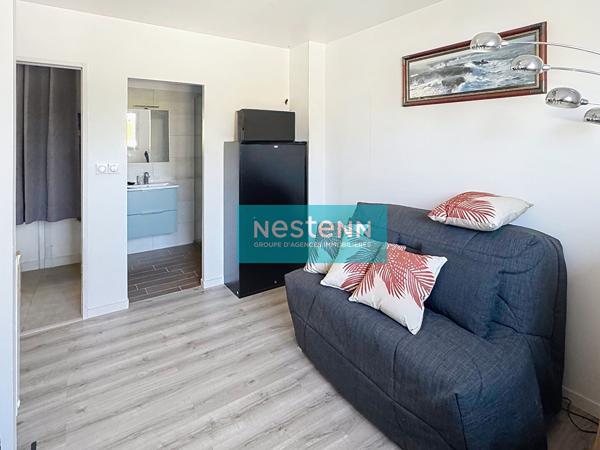 Vente d'une maison vivable de plain pied 4 chambres avec un grand terrain constructible dans le bourg de Saint Aaron