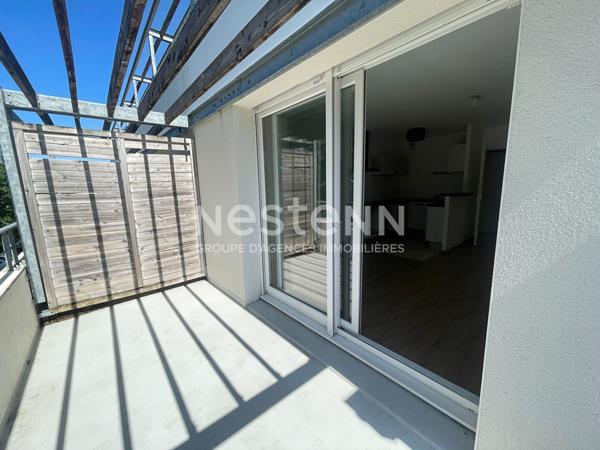 A vendre à Vannes secteur Beaupré Lalande  appartement de plus de 75 m² trois chambres place de parking, ascenseur
