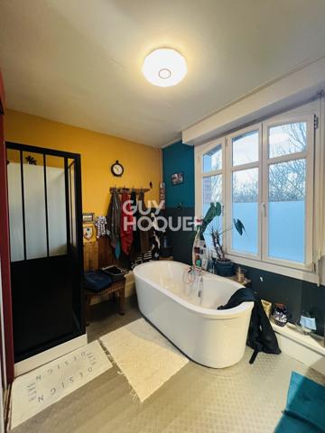 HENRIVILLE - MAISON D'ENVIRON 103M² AVEC GARAGE ET JARDIN