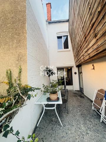 HENRIVILLE - MAISON D'ENVIRON 103M² AVEC GARAGE ET JARDIN