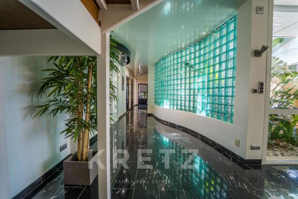 Villa d'architecte contemporaine en bord de mer