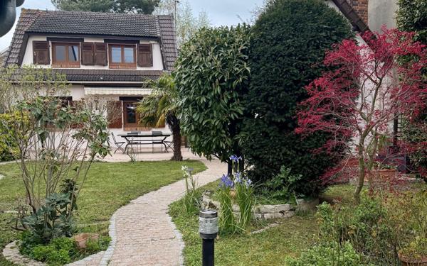 Maison à vendre    5 pièces •  Savigny-sur-Orge