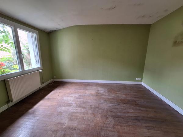 Maison de caractère à finir de rénover plus appartement