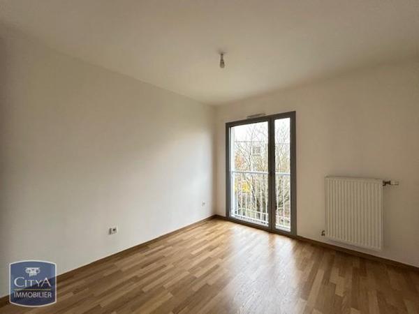 Appartement à louer 4 pièces 102.1m²