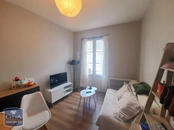 Appartement à louer 2 pièces 25m² Saumur (49400)