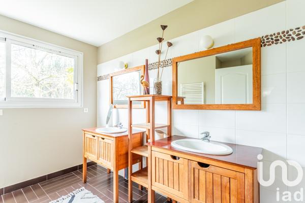 Maison à vendre 7 pièces 218 m² Cestas