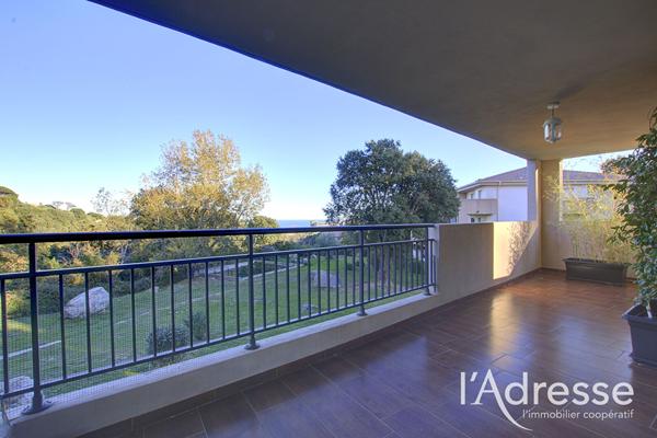 Appartement 3 pièce(s) 67.18 m2 - La Closerie des chênes