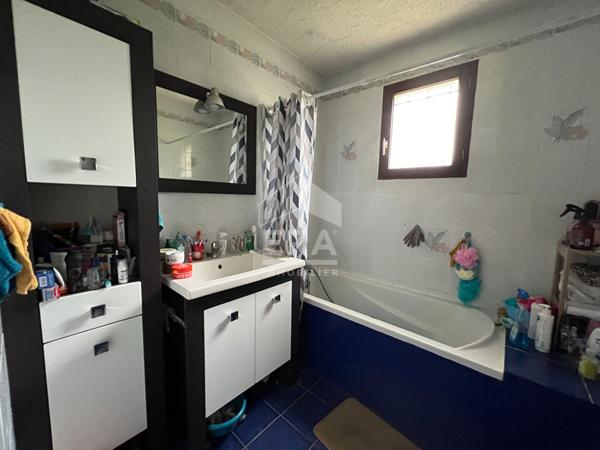 A Vendre Maison Meaux 5 pièce(s)  sous sol total jardin clos de 840 m²