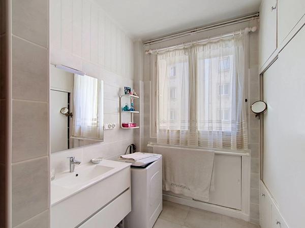 Appartement quartier de Siam- Garage privatif.