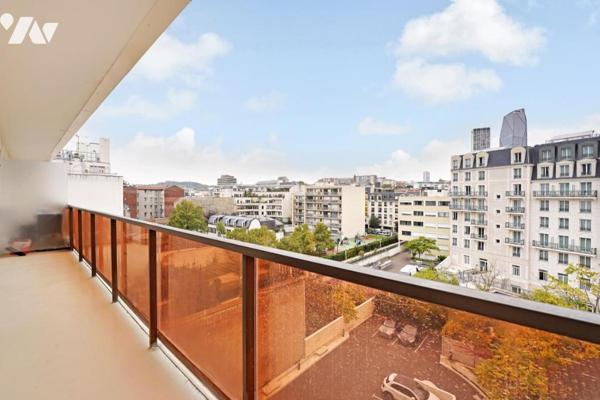 Bel appartement 2 pièces avec balcon, cave et parking – Puteaux, quartier résidentiel
