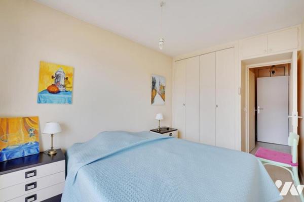 Bel appartement 2 pièces avec balcon, cave et parking – Puteaux, quartier résidentiel