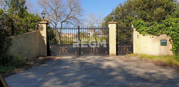 San-Giuliano (20230) Propriété de Caractère 8 pièces – 400 m² avec Piscine & Vue Panoramique