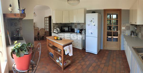 San-Giuliano (20230) Propriété de Caractère 8 pièces – 400 m² avec Piscine & Vue Panoramique