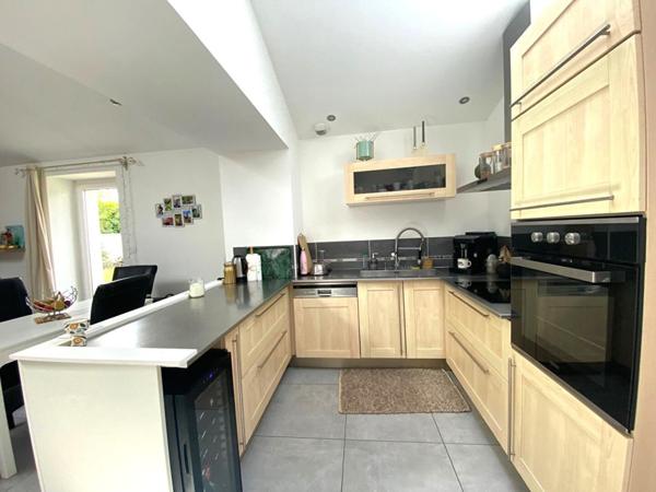 MAISON PLAIN PIED - 2 CHAMBRES - 44680 SAINTE PAZANNE - BUDGET 233 000  HAI