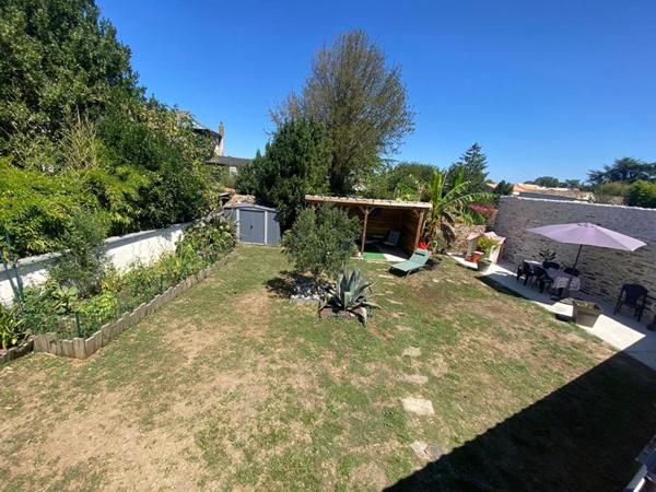 MAISON PLAIN PIED - 2 CHAMBRES - 44680 SAINTE PAZANNE - BUDGET 233 000  HAI
