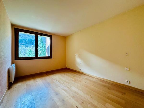 Hôtel de 17 chambres à réouvrir - Ax les Thermes