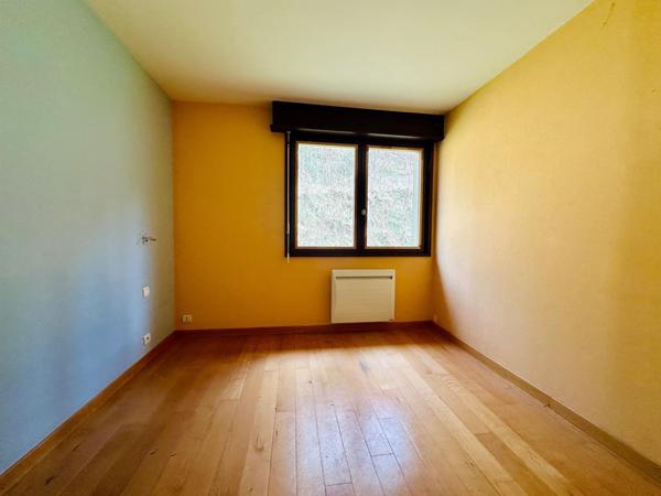 Hôtel de 17 chambres à réouvrir - Ax les Thermes