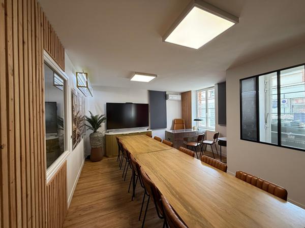 Salle de réunion / Bureau 20 m² ? À la journée ou demi-journée ? Albi Montebello