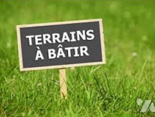 TERRAIN A BATIR 1300M²