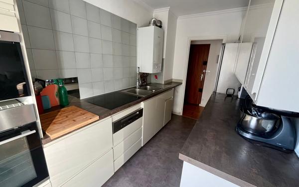 Appartement à louer    3 pièces • 77,19 m2 Lyon 6
