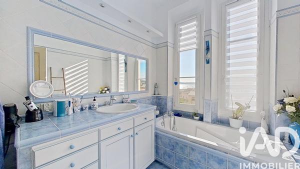 Appartement à vendre 5 pièces 106 m² Sainte-Maxime