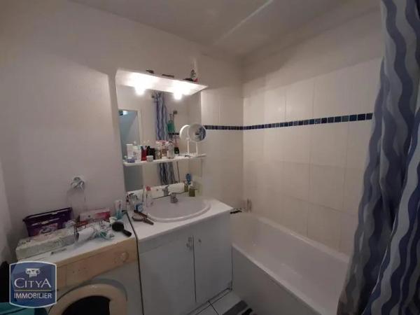 Appartement à louer 3 pièces 55.85m² Layrac (47390)