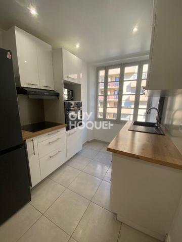 EXCLUSIVITÉ - APPARTEMENT 3 PIÈCES AVEC BALCON