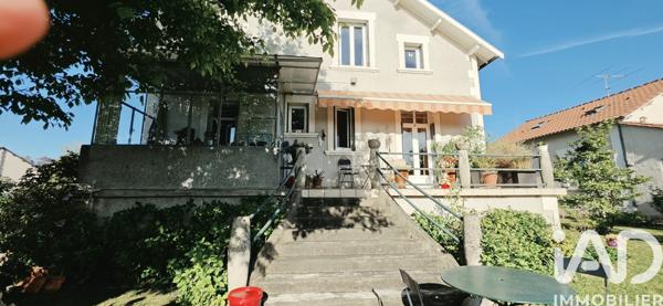 Maison à vendre 6 pièces 156 m² Saint-Astier