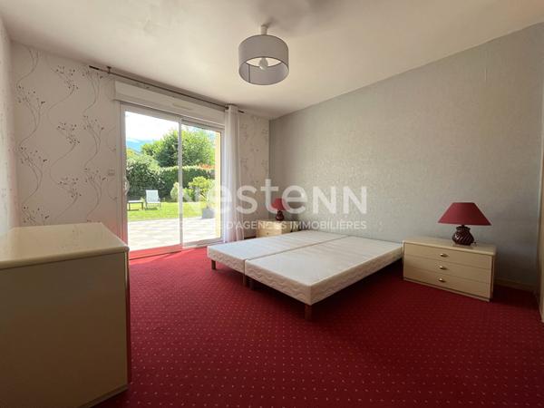 Maison à vendre Plumelec, 138 m², 4 chambres avec 1000 m² de terrain.