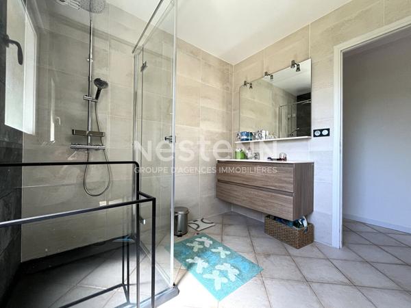 Maison à vendre Plumelec, 138 m², 4 chambres avec 1000 m² de terrain.